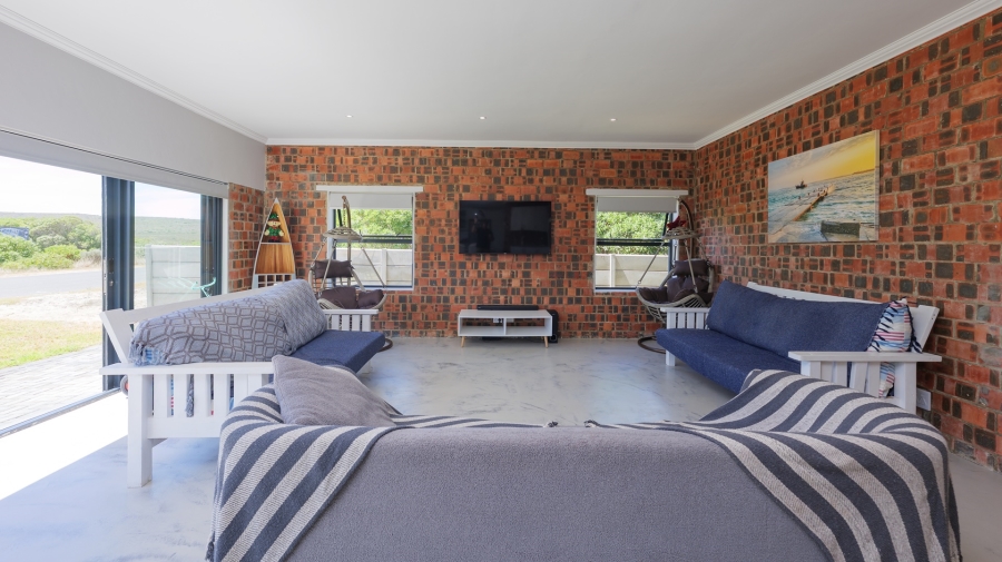 4 Bedroom Property for Sale in Agulhas Western Cape